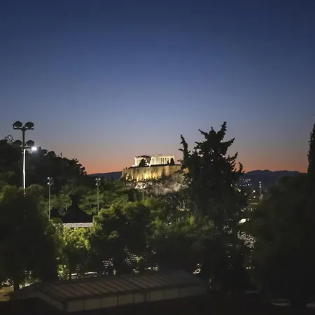 Spacious 3bdr With Monumental View Athens