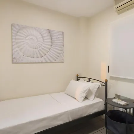 Holiday home Spacious 3bdr With Monumental View Athens